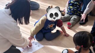 遊びが学びに変わる瞬間。リトミックでお餅つき体験！